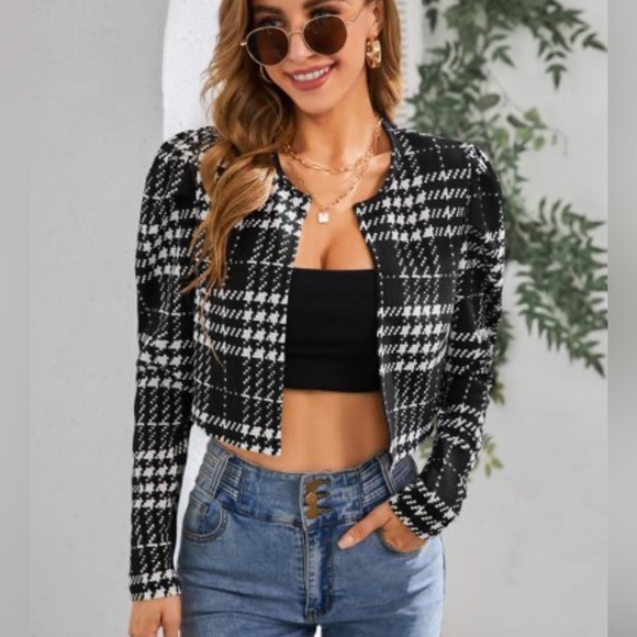 SOLD
SHEIN Plaid Print Puff sleeve cropped jacket - Picture 2 of 9